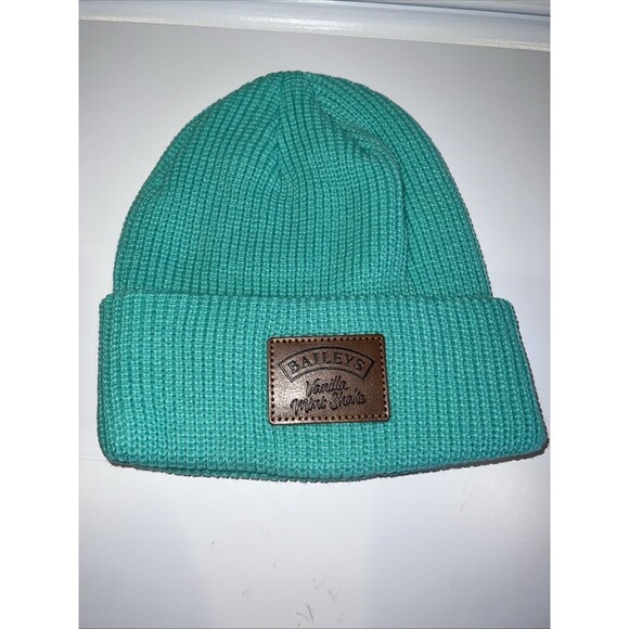 Baileys Liqueur MERCH Vanilla Mint Shake Cuffed Beanie Hat Cap Green RARE New - Picture 1 of 7